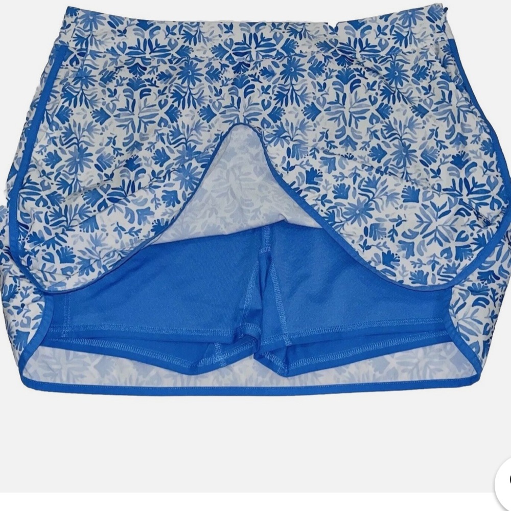 Vineyard Vines Performance Skort - Picture 12 of 13